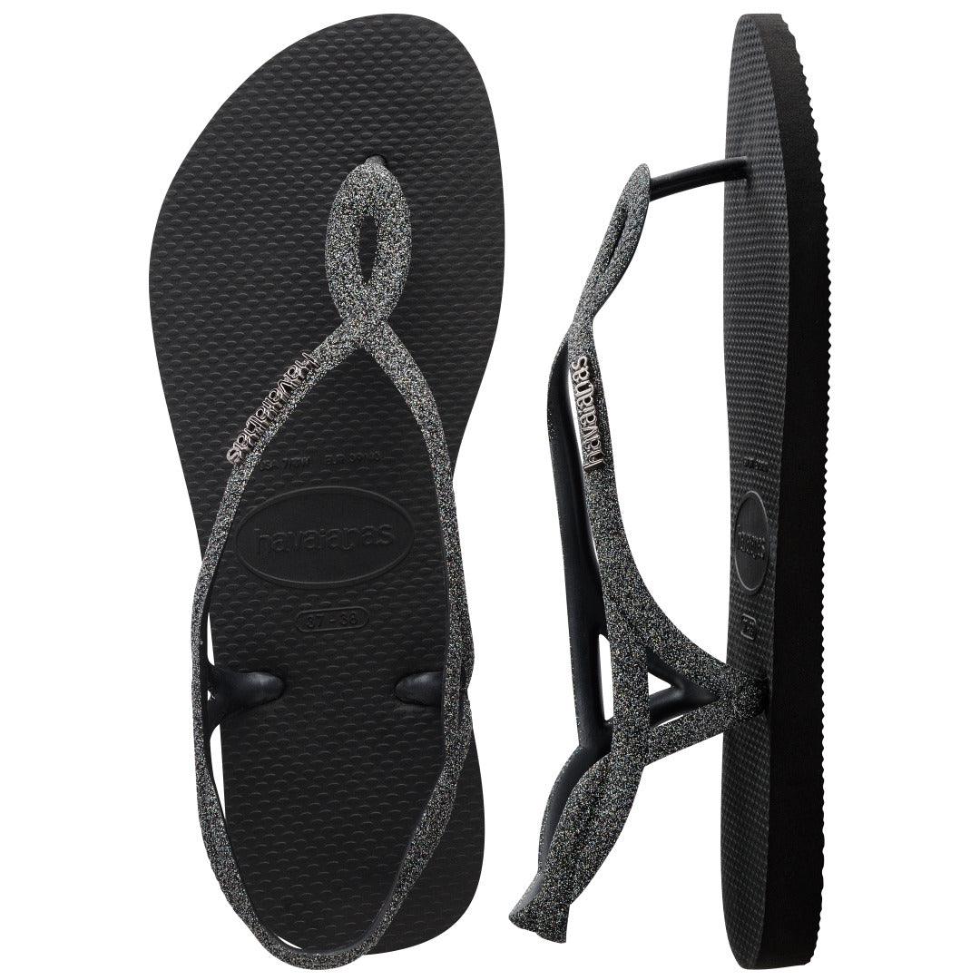 Rasteirinha Havaianas Luna Premium Feminina: Tiras Cruzadas, Brilho, Conforto e Estilo