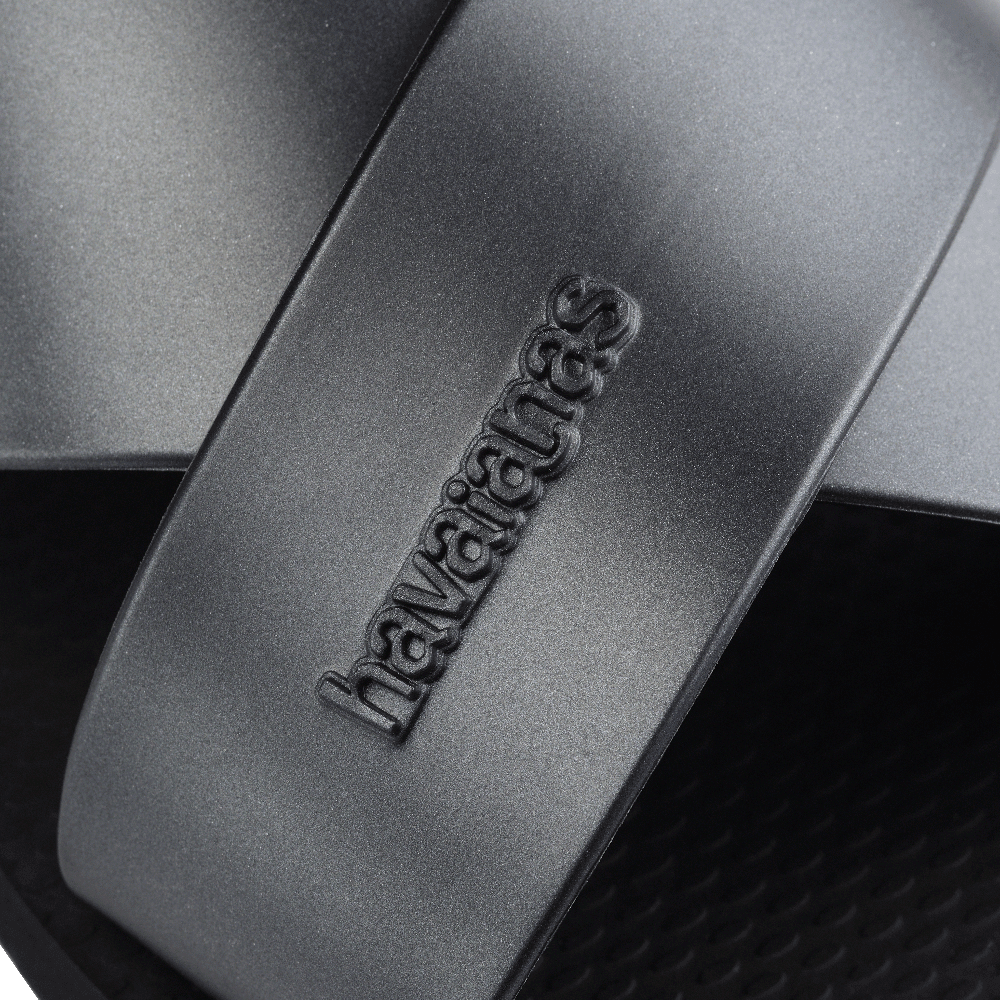 Sandália Rasteirinha Havaianas Aqua Metallic: Tiras Largas, Brilho, Conforto e Estilo Moderno