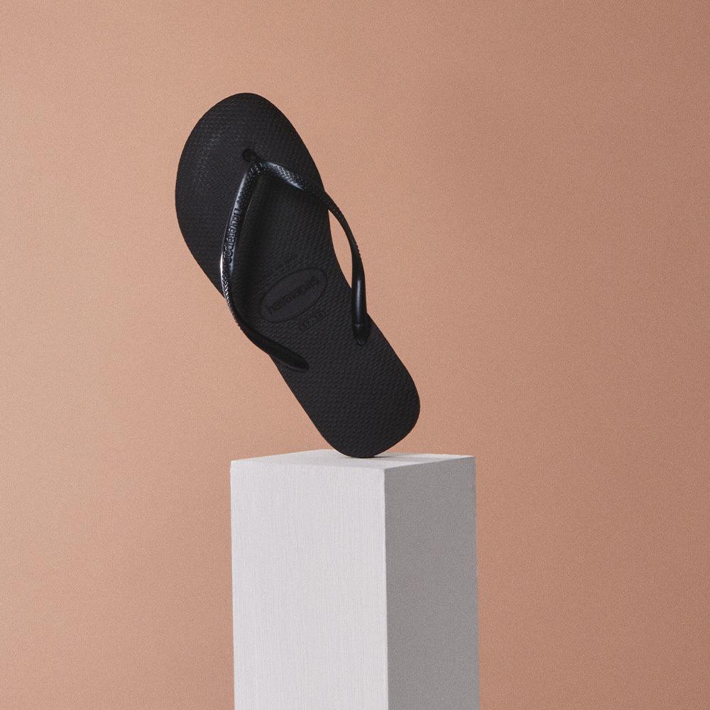 Chinelo Havaianas Slim Preto: Conforto Leve, Tiras Finas e Estilo Delicado